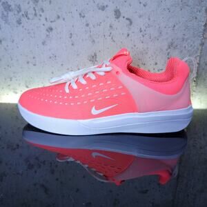 MSRP $110 Nike SB Zoom Nyjah 3 Skate Shoes Men's Size 9